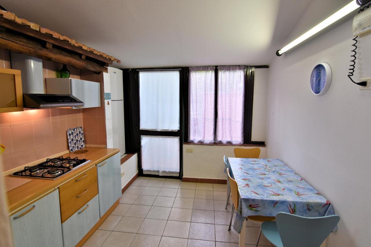 מרינה די קמפו Villa Very מראה חיצוני תמונה